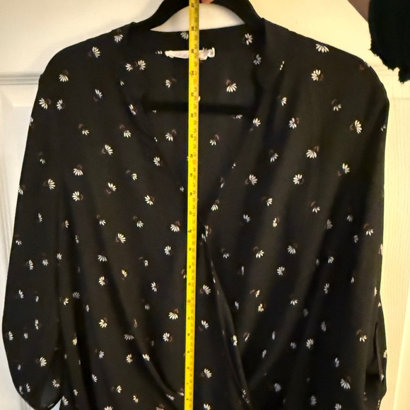 Black top by All in Favor, size Large - Picture 10 of 13